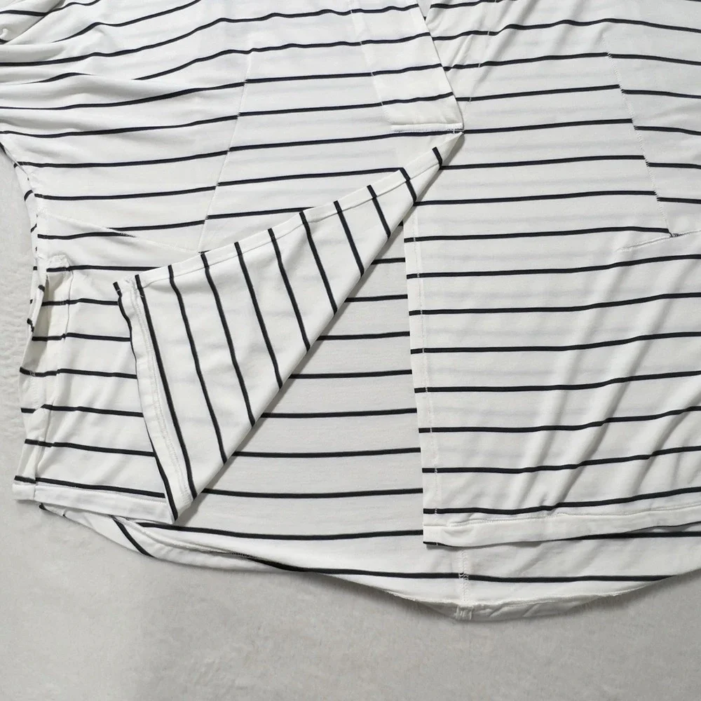 We‎ The Free Can't Fool Me Oversized Top Sz M Ivory Black Striped Dolman Sleeves